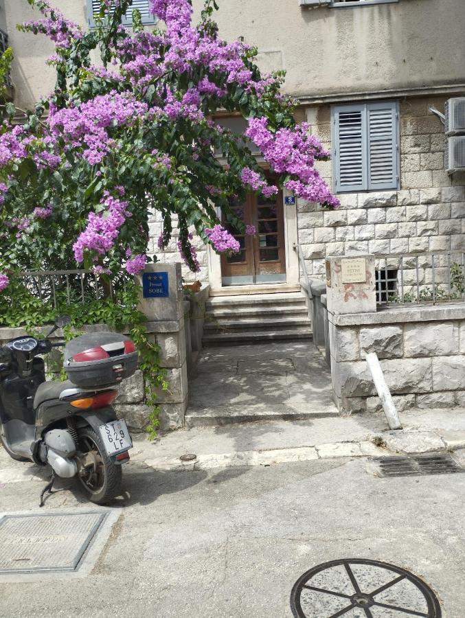 Bugenvilija Apartment Split Eksteriør billede