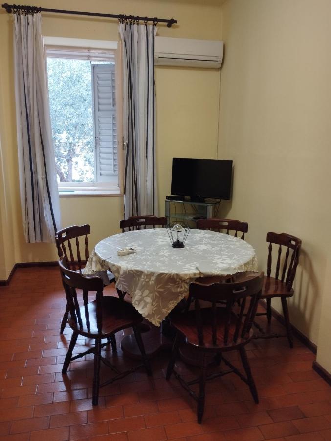 Bugenvilija Apartment Split Eksteriør billede